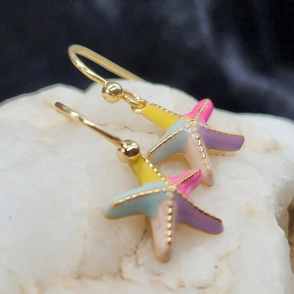 Minimalist Lightweight Earrings 18K Gold plated Sea Stars Petite Earrings
